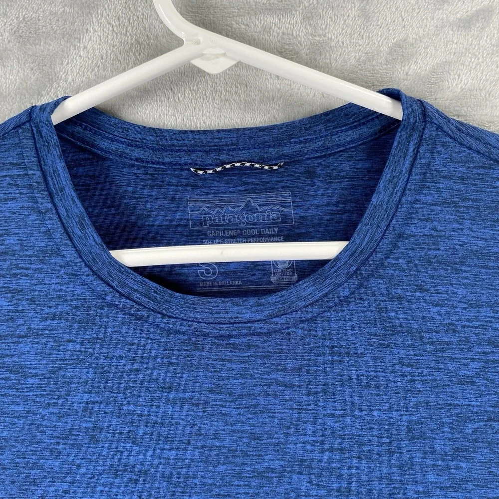 Patagonia T-Shirt Mens Small Capilene Cool Daily Performance Tee Athletic Blue